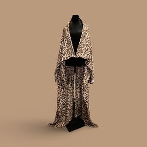 Leopard Print Adult Size Snuggie Winter Loungewear Stay Warm In These Snowstorms
